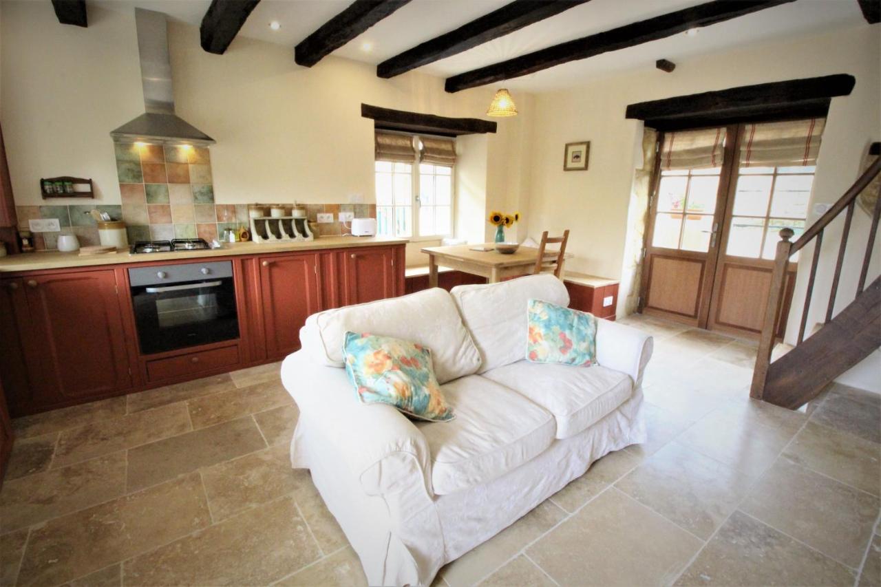 Joli Gite Pour 5 Personnes : Chez Cherrie Saint-Julien-de-Lampon Ngoại thất bức ảnh