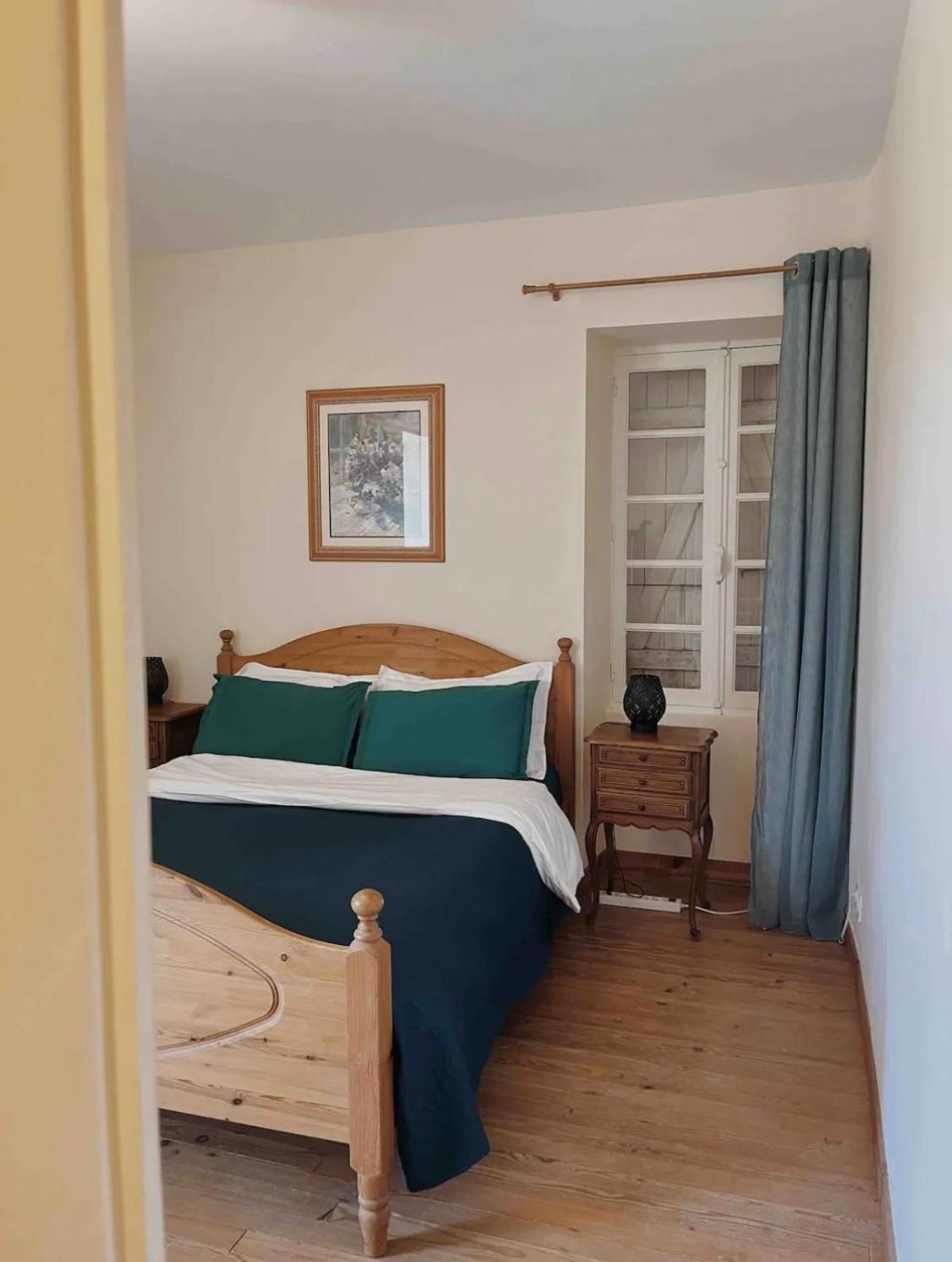 Joli Gite Pour 5 Personnes : Chez Cherrie Saint-Julien-de-Lampon Ngoại thất bức ảnh